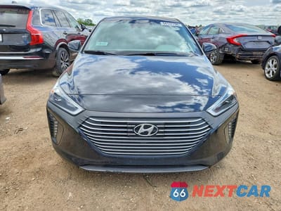 Piąte zdjęcie samochodu w środku: 2018 HYUNDAI IONIQ LIMITED VIN:KMHC05LC0JU072208 - miniatura