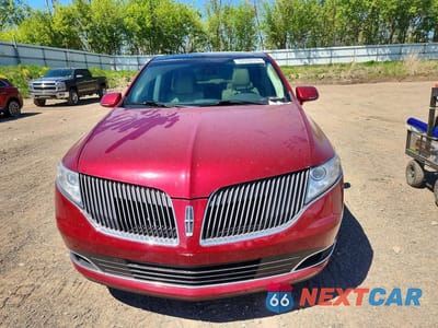 Piąte zdjęcie samochodu w środku: 2014 LINCOLN MKT VIN:2LMHJ5AT1EBL58073 - miniatura