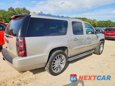 Trzecie zdjęcie samochodu z tyłu: 2007 GMC YUKON XL DENALI VIN:1GKFK66817J257181 - miniatura