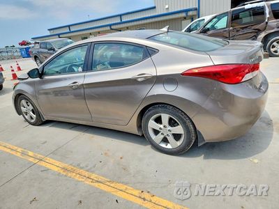 Drugie zdjęcie samochodu z przodu: 2013 HYUNDAI ELANTRA VIN:5NPDH4AE8DH331221 - miniatura