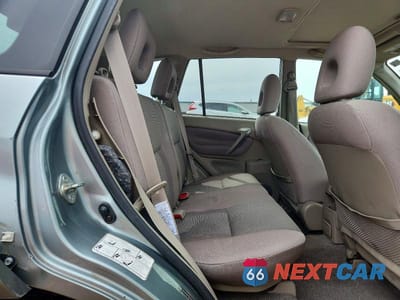Zdjęcie 11 z 13 samochodu: 2005 TOYOTA RAV4 BASE VIN:JTEHD20V950069710 - miniatura