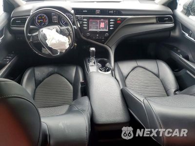 Zdjęcie 8 z 13 samochodu: 2020 TOYOTA CAMRY SE VIN:4T1G11AK4LU336048 - miniatura