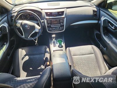 Zdjęcie 8 z 13 samochodu: 2018 NISSAN ALTIMA 2.5 SV VIN:1N4AL3AP8JC212563 - miniatura