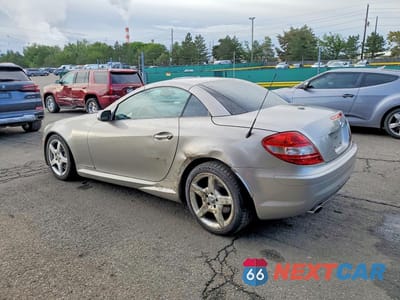 Drugie zdjęcie samochodu z przodu: 2006 MERCEDES-BENZ SLK 350 VIN:WDBWK56F46F099147 - miniatura