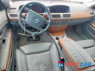 Zdjęcie 8 z 12 samochodu: 2003 BMW 745 LI VIN:WBAGN63473DS45132 - miniatura