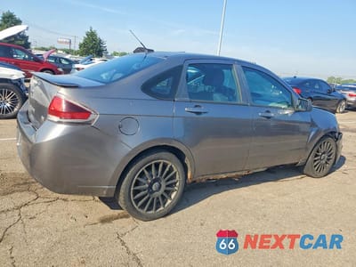 Trzecie zdjęcie samochodu z tyłu: 2010 FORD FOCUS SES VIN:1FAHP3GN9AW190760 - miniatura