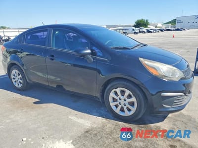 Czwarte zdjęcie samochodu z boku: 2017 KIA RIO LX VIN:KNADM4A3XH6014886 - miniatura