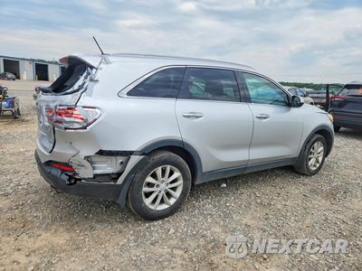 Trzecie zdjęcie samochodu z tyłu: 2017 KIA SORENTO LX VIN:5XYPG4A39HG272806 - miniatura