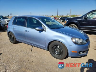 Czwarte zdjęcie samochodu z boku: 2012 VOLKSWAGEN GOLF VIN:WVWDB7AJ6CW221874 - miniatura