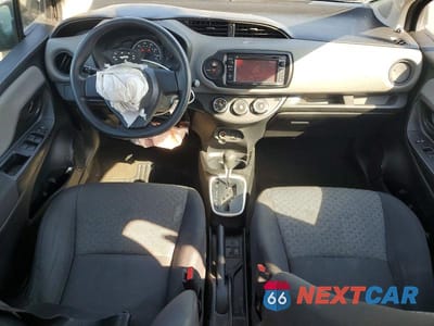 Zdjęcie 8 z 13 samochodu: 2015 TOYOTA YARIS 5-DOOR L VIN:VNKKTUD33FA047724 - miniatura
