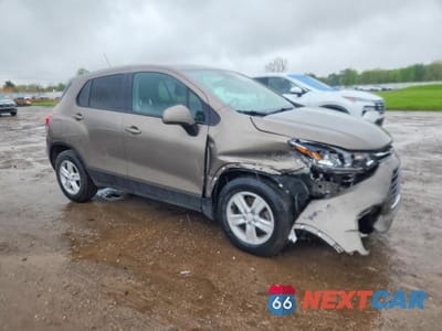 Czwarte zdjęcie samochodu z boku: 2021 CHEVROLET TRAX LS VIN:KL7CJKSB0MB331866 - miniatura
