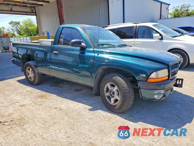 Czwarte zdjęcie samochodu z boku: 1998 DODGE DAKOTA VIN:1B7FL26YXWS767376 - miniatura