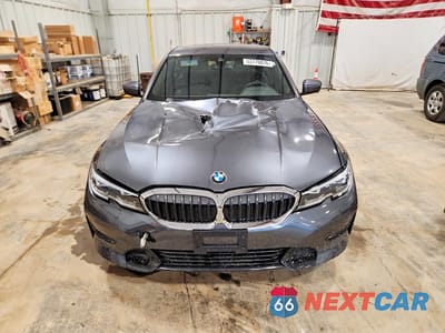 Piąte zdjęcie samochodu w środku: 2022 BMW 330XI VIN:3MW5R7J05N8C43378 - miniatura