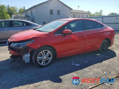 2017 CHEVROLET CRUZE LT 1G1BE5SM2H7185364 - główne zdjęcie licytacji z USA - miniatura