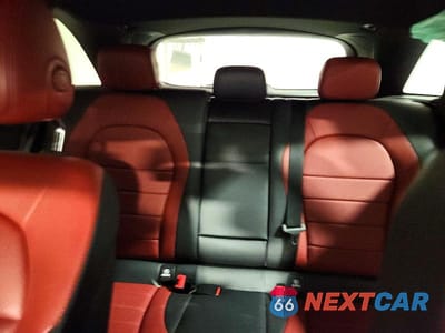 Zdjęcie 10 z 13 samochodu: 2021 MERCEDES-BENZ GLC 300 4MATIC VIN:W1N0G8EB9MF991764 - miniatura