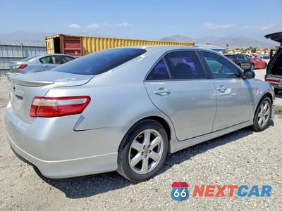 Trzecie zdjęcie samochodu z tyłu: 2007 TOYOTA CAMRY SE VIN:4T1BE46K67U017698 - miniatura