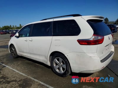 Drugie zdjęcie samochodu z przodu: 2016 TOYOTA SIENNA LE VIN:5TDKK3DC9GS714581 - miniatura