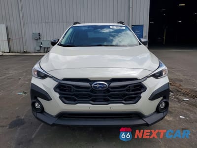 Piąte zdjęcie samochodu w środku: 2024 SUBARU CROSSTREK PREMIUM VIN:JF2GUADC4R8863378 - miniatura