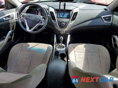 Zdjęcie 8 z 12 samochodu: 2014 HYUNDAI VELOSTER BASE VIN:KMHTC6AD3EU206031 - miniatura