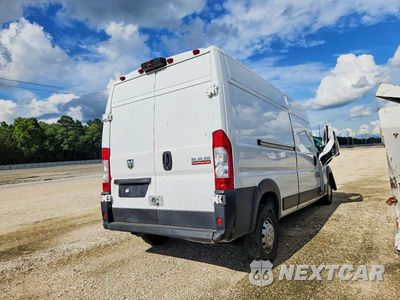 Trzecie zdjęcie samochodu z tyłu: 2021 RAM 2500 VIN:3C6ERVDG9ME501943 - miniatura