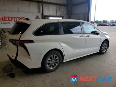 Trzecie zdjęcie samochodu z tyłu: 2022 TOYOTA SIENNA VIN:5TDKRKEC7NS093150 - miniatura