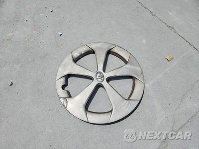 Zdjęcie 12 z 13 samochodu: 2013 TOYOTA PRIUS FOUR VIN:JTDKN3DU1D5674028 - miniatura