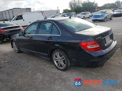 Drugie zdjęcie samochodu z przodu: 2013 MERCEDES-BENZ C 250 VIN:WDDGF4HB4DA837656 - miniatura