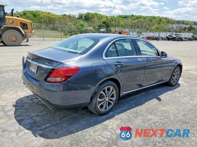 Trzecie zdjęcie samochodu z tyłu: 2016 MERCEDES-BENZ C 300 4MATIC VIN:55SWF4KB0GU140865 - miniatura