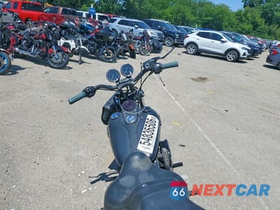 Zdjęcie 6 z 9 samochodu: 2017 HARLEY-DAVIDSON FXDB DYNA STREET BOB VIN:1HD1GXM18HC324351 - miniatura