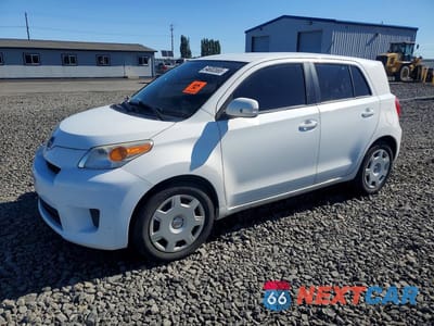 2008 SCION XD BASE JTKKU10428J012977 - główne zdjęcie licytacji z USA - miniatura
