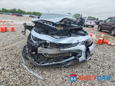Piąte zdjęcie samochodu w środku: 2017 CHEVROLET MALIBU LT VIN:1G1ZE5ST1HF283765 - miniatura