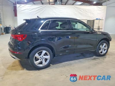Trzecie zdjęcie samochodu z tyłu: 2020 AUDI Q3 PREMIUM VIN:WA1AECF36L1001591 - miniatura