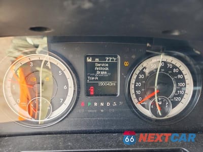 Zdjęcie 9 z 13 samochodu: 2020 RAM 1500 TRADESMAN REFRIGERATED BOX TRUCK VIN:3C6JR6DG8LG204802 - miniatura
