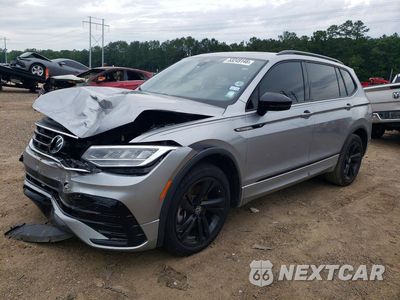 2024 VOLKSWAGEN TIGUAN SE R-LINE BLACK 3VVCB7AX2RM107056 - główne zdjęcie licytacji z USA - miniatura