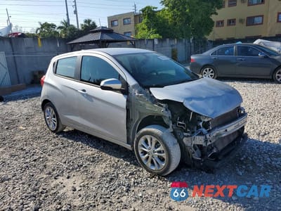 Czwarte zdjęcie samochodu z boku: 2020 CHEVROLET SPARK 1LT VIN:KL8CD6SAXLC441804 - miniatura