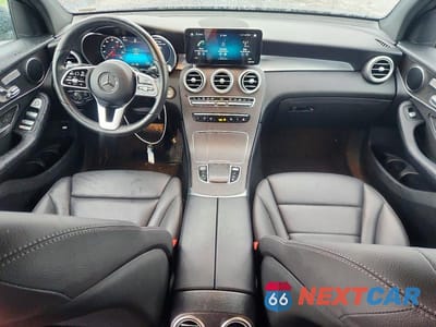 Zdjęcie 8 z 12 samochodu: 2021 MERCEDES-BENZ GLC 300 4MATIC VIN:W1N0G8EB3MF953754 - miniatura