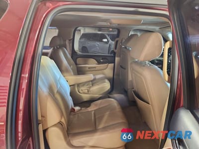 Zdjęcie 11 z 14 samochodu: 2008 CHEVROLET SUBURBAN K1500 LS VIN:3GNFK16388G148746 - miniatura