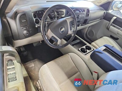 Zdjęcie 8 z 12 samochodu: 2007 CHEVROLET SILVERADO K1500 VIN:2GCFK19Y571688787 - miniatura