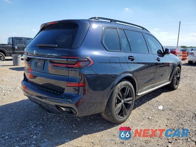 Trzecie zdjęcie samochodu z tyłu: 2023 BMW X7 XDRIVE40I VIN:5UX23EM02P9P36482 - miniatura