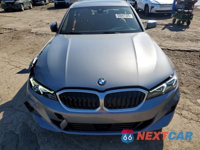 Piąte zdjęcie samochodu w środku: 2025 BMW 330XI VIN:3MW89CW08S8E90775 - miniatura
