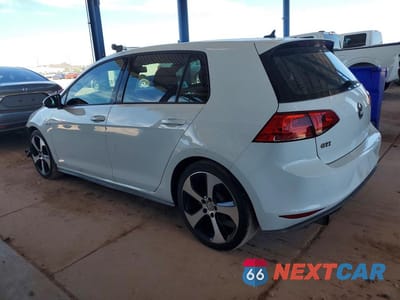 Drugie zdjęcie samochodu z przodu: 2015 VOLKSWAGEN GTI VIN:3VW5T7AU1FM100831 - miniatura