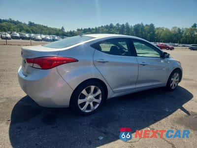 Trzecie zdjęcie samochodu z tyłu: 2011 HYUNDAI ELANTRA LIMITED VIN:5NPDH4AE8BH020059 - miniatura