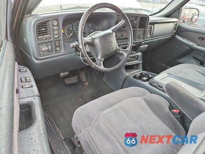 Zdjęcie 8 z 12 samochodu: 2002 CHEVROLET SILVERADO K1500 VIN:1GCEK19T22E281078 - miniatura