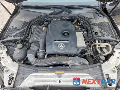 Zdjęcie 12 z 13 samochodu: 2017 MERCEDES-BENZ C 300 VIN:55SWF4JB0HU186599 - miniatura