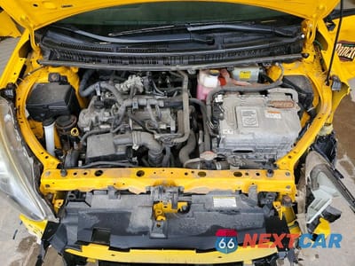 Zdjęcie 11 z 13 samochodu: 2016 TOYOTA PRIUS VIN:JTDKDTB39G1137545 - miniatura
