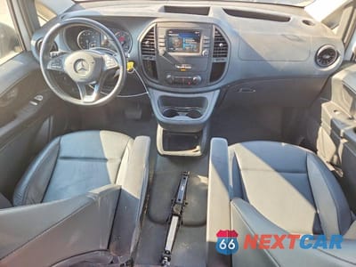 Zdjęcie 8 z 14 samochodu: 2023 MERCEDES-BENZ METRIS VIN:W1YV0CEY3P4322099 - miniatura