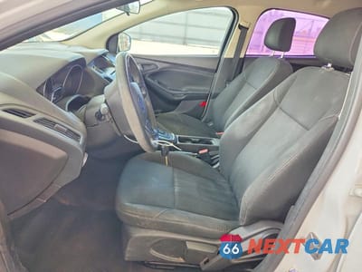 Zdjęcie 7 z 12 samochodu: 2016 FORD FOCUS S VIN:1FADP3E24GL369127 - miniatura