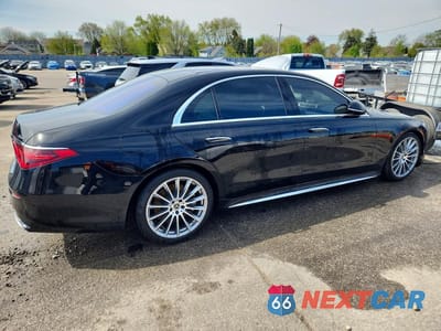 Trzecie zdjęcie samochodu z tyłu: 2023 MERCEDES-BENZ S 580 4MATIC VIN:W1K6G7GB7PA192792 - miniatura