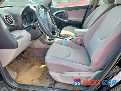 Zdjęcie 7 z 13 samochodu: 2006 TOYOTA RAV4 BASE VIN:JTMZD33V366018454 - miniatura