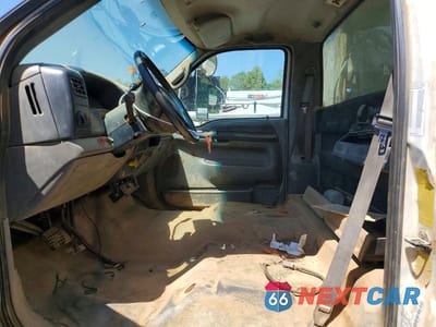 Zdjęcie 7 z 12 samochodu: 2006 FORD F650 SUPER DUTY VIN:3FRWF65Y16V246374 - miniatura